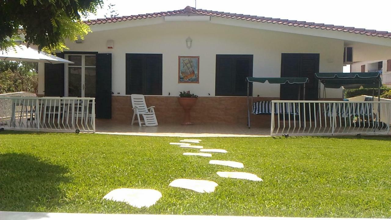 Villa Delle Muse Fontane Bianche Exteriér fotografie